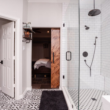 English Chestnut | Master Bathroom