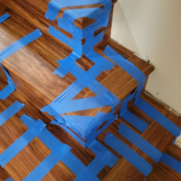 Brazilian Cherry Stair (Rounded first step / solid no white riser)