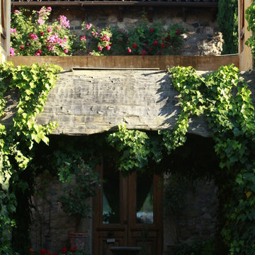 Entrance to Napa Valley Home with Fountain (2)