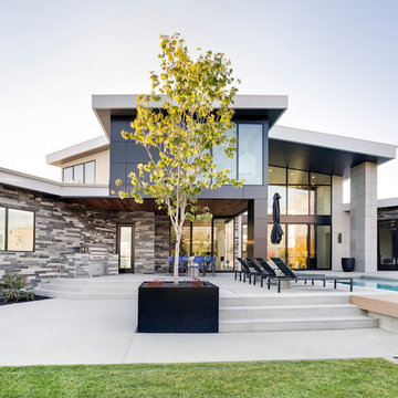 2017 UV PARADE OF HOMES