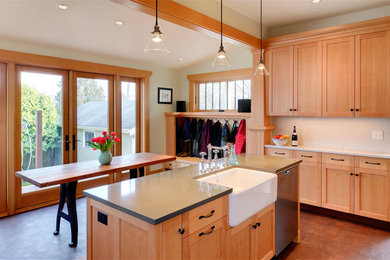 Home design - transitional home design idea in Seattle