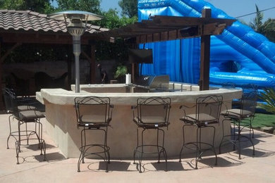 Patio - mediterranean patio idea in Los Angeles