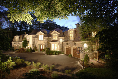 Example of a classic exterior home design in New York