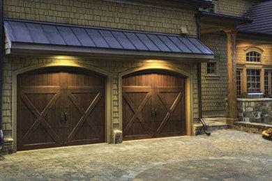 Modern & Traditional Garage Doors