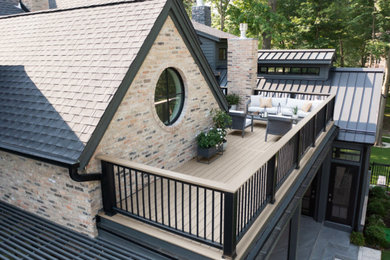 Inspiration for a timeless deck remodel in Chicago