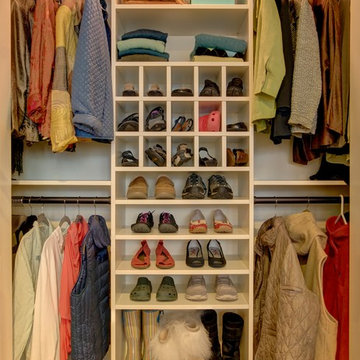 Ivory Reach-In Closet with Shoe Cubbies