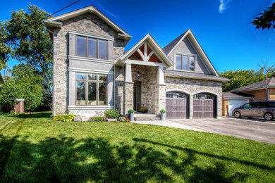 Transitional exterior home photo in Toronto