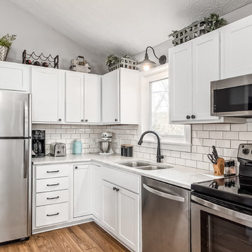 Traditional Kitchen Remodel Done in a Shaker Door