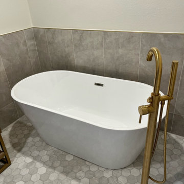 pedestal tub