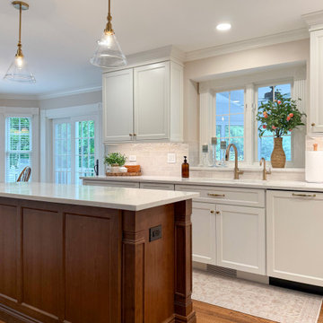 Deer Park Kitchen, Bar, & Powder Room