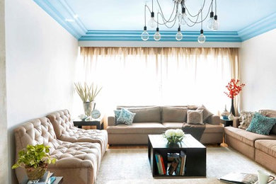 This is an example of a modern living room in Mumbai.