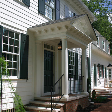 Williamsburg Colonial: Front Porch