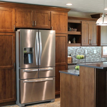 Port Byron, IL - Rustic Transitional Kitchen Near the Mississippi River