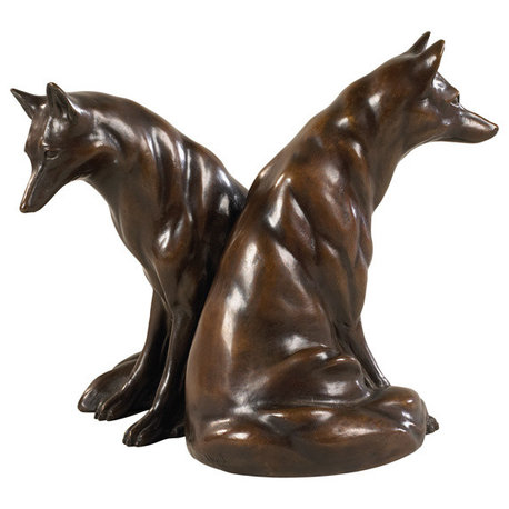 Fox Mates Sculpture