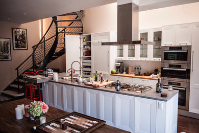 Example of a trendy kitchen design in New York