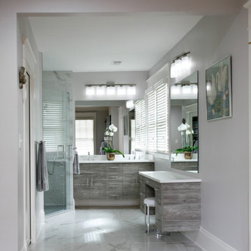 Bathroom with Wall Mounted Cabinets