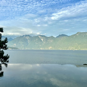 Bowen Island : "Homage to Aker" (Guardian of Entrances)