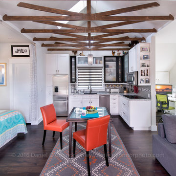 Prospect Tiny Carriage House Jewel Box