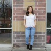 Neng Vang's photo