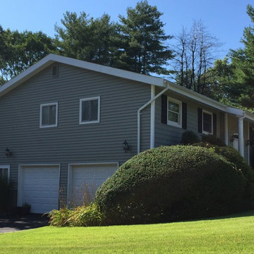 Siding East Norwich - Coastal Sage Shakes with Clapboard Sides