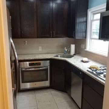 KraftMaid One Talmadge Oak - Pepper Finish