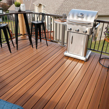 Sophisticated Simplicity - Spiced Teak Composite Decking & A210 Aluminum Railing