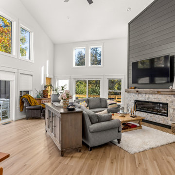 Tall Cliffs: Contemporary Craftsman Style Home