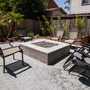 Modern Outdoor Entertainment