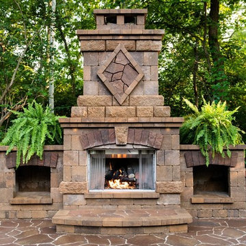 Fire Pits & Outdoor Fireplaces