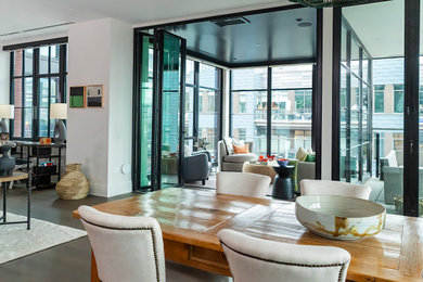 Dining room - modern dining room idea in Chicago