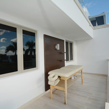 Outdoor Massage Table