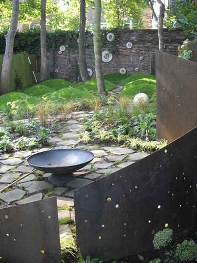 Stars and Myths Inspire a Contemporary London Garden