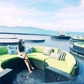 Nicole Yee's photo