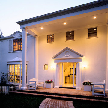 Beverly Hills Modern Colonial