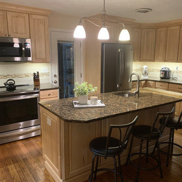Traditional Raised panel Maple kitchen