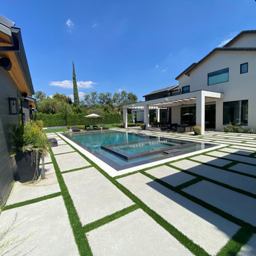 Encino zero edge pool and spa