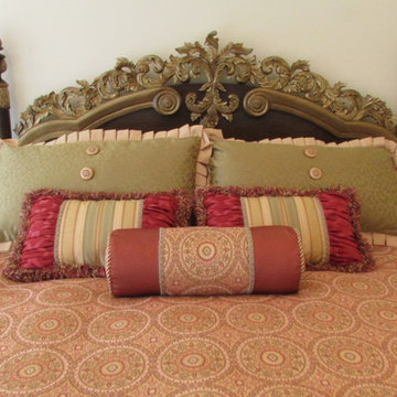 Custom Decorative Pillows & Bedding