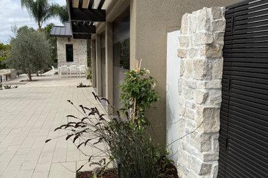 Transitional home design photo in Orange County