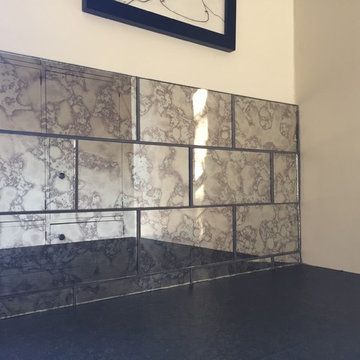 Utility Room - Mirror tiles
