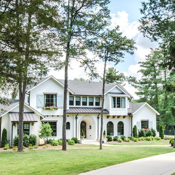 House in Forest Hills, Tennessee