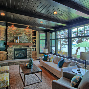 Lake Maud Home