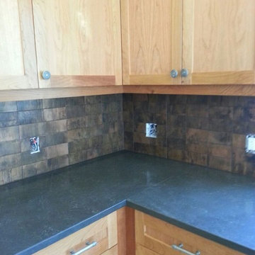 Kitchen backsplash
