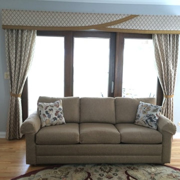 Cornices and side panels