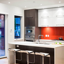 Contemporary kitchen island