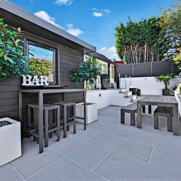 A Contemporary, Minimalist Garden With Mediterranean Influence