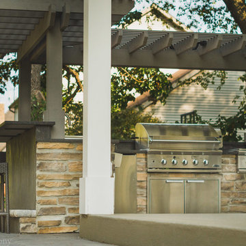 Outdoor Kitchen