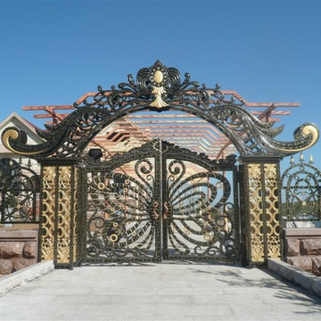Custom Gates and Fencing