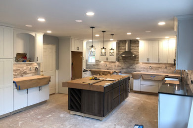 Example of a classic kitchen design in Cincinnati