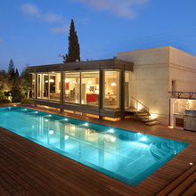 Outdoor Kitchen