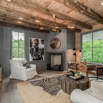 Columbine Circle Residence